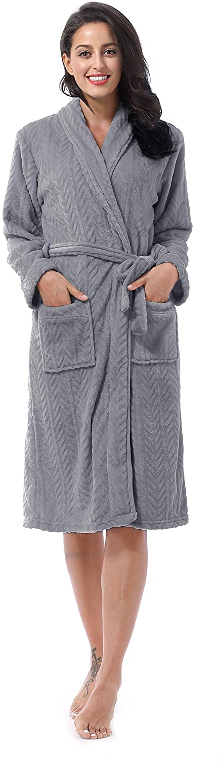 Price:$23.98    Tirrinia Women's Super Soft Warm Plush Herringbone Textured Bathrobe Hotel Spa Robe with 2 Pockets Gray  Clothing