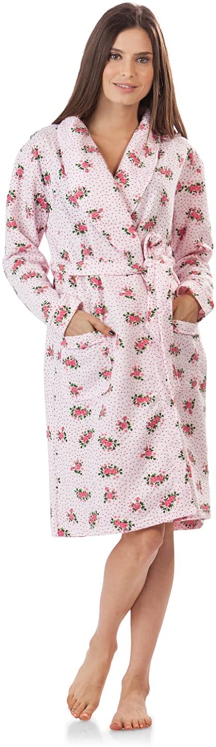 Price:$22.99 Casual Nights Women's Warm Lightweight Quilted Robe with Pockets at Amazon Women’s Clothing store