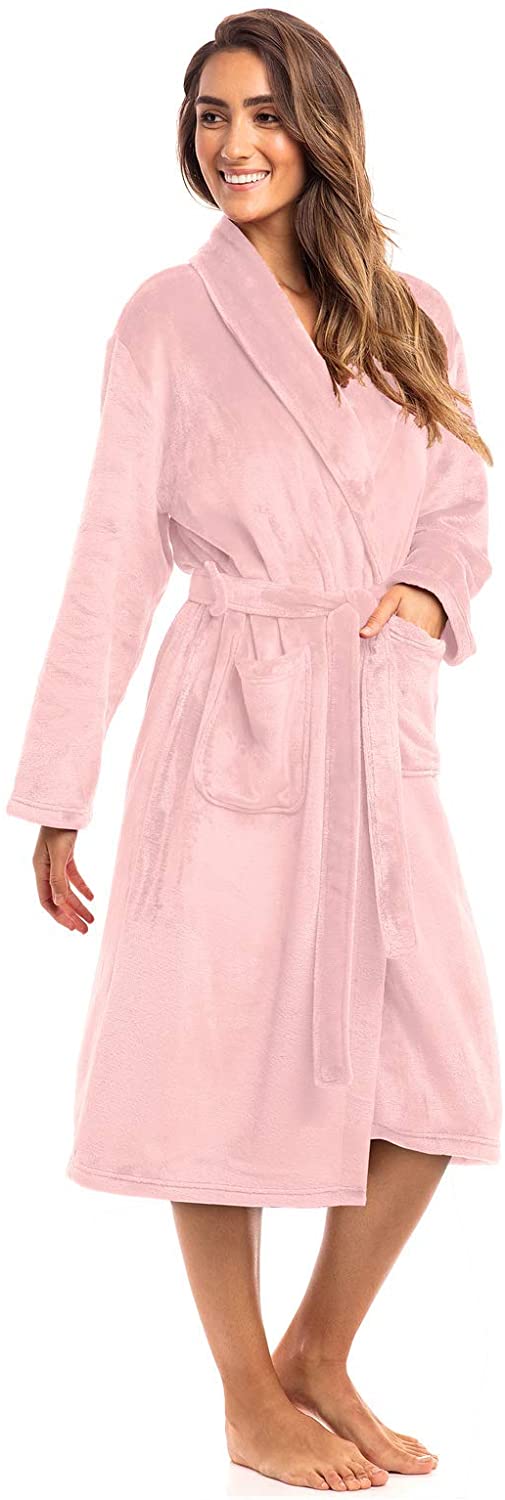 Price:$17.68 Thread Republic Spa Collection Plush Fleece Robe, Luxurious Warm & Cozy Bathrobe at Amazon Women’s Clothing store