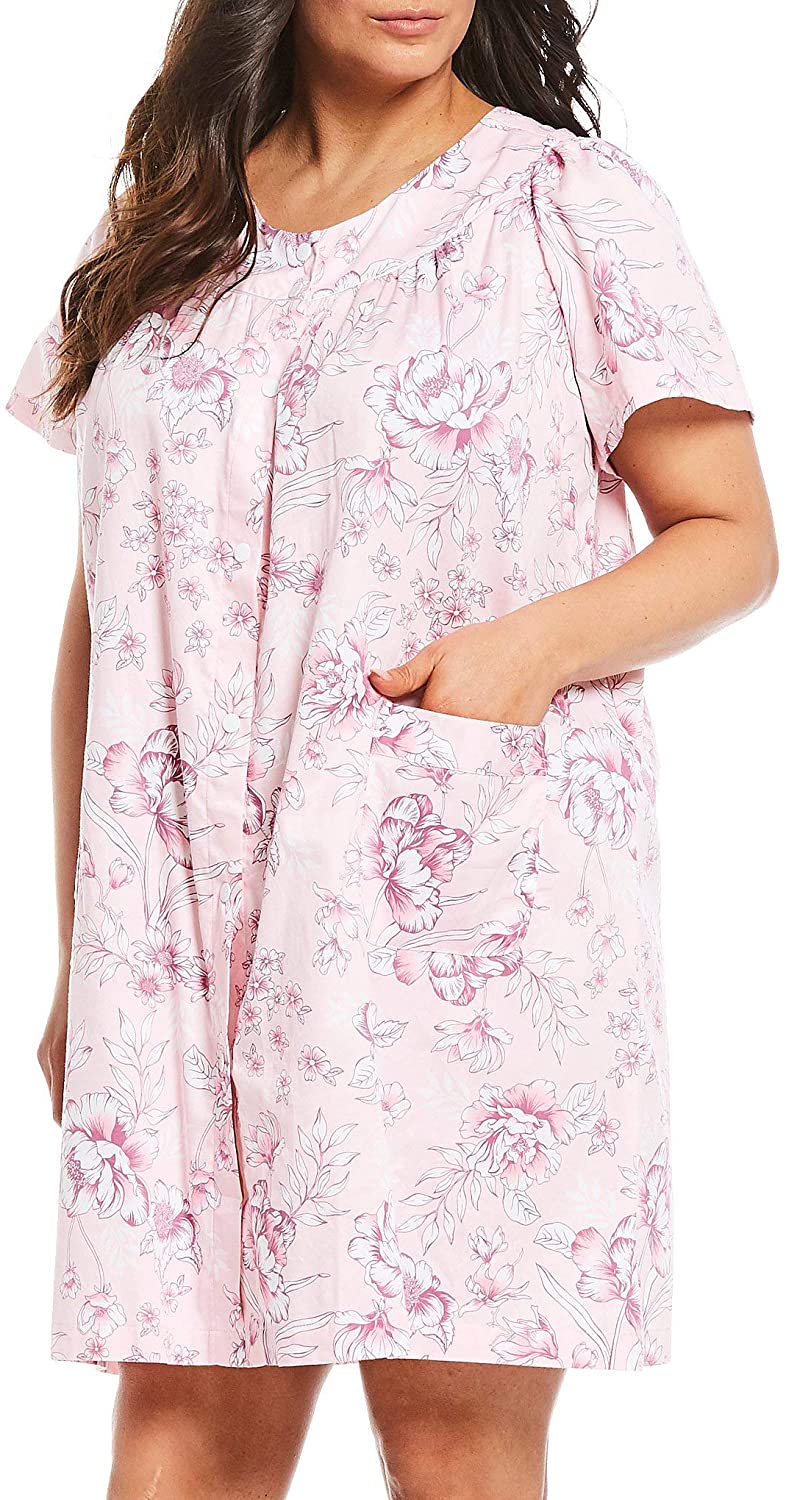 Price:$45.97 Miss Elaine Plus Size Floral Print Sateen Grip-Front Short Robe at Amazon Women’s Clothing store