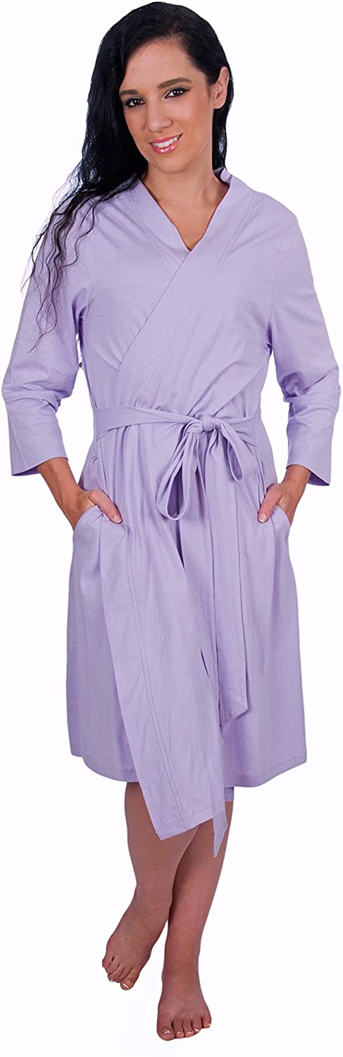 Price:$29.99 My Bella Mama Maternity Essential Robe at Amazon Women’s Clothing store