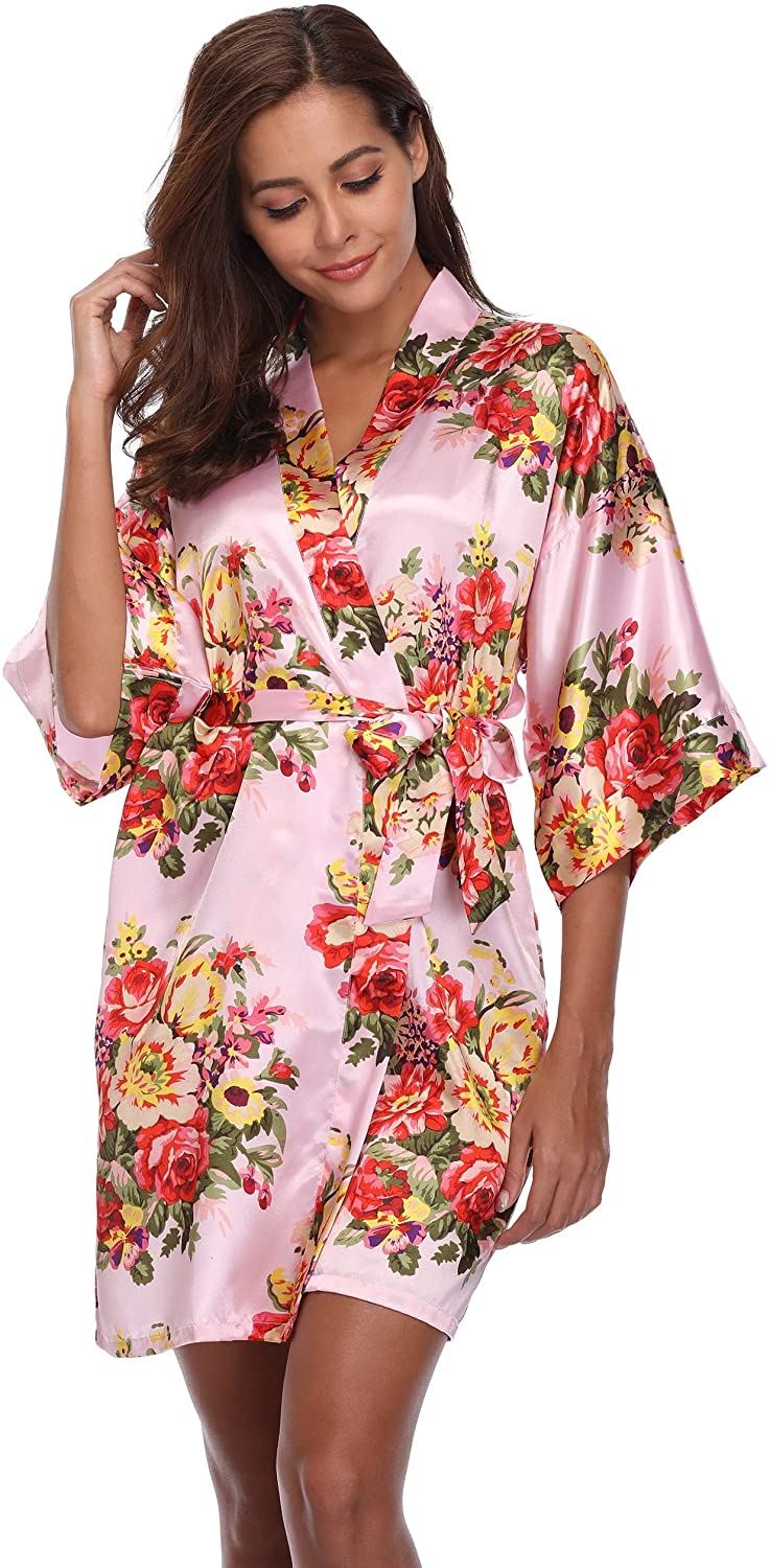 Price:$9.59 MASELEY Women's Floral Satin Kimono Short Style Bridesmaids Robes with Pockets for Wedding Party at Amazon Women’s Clothing store