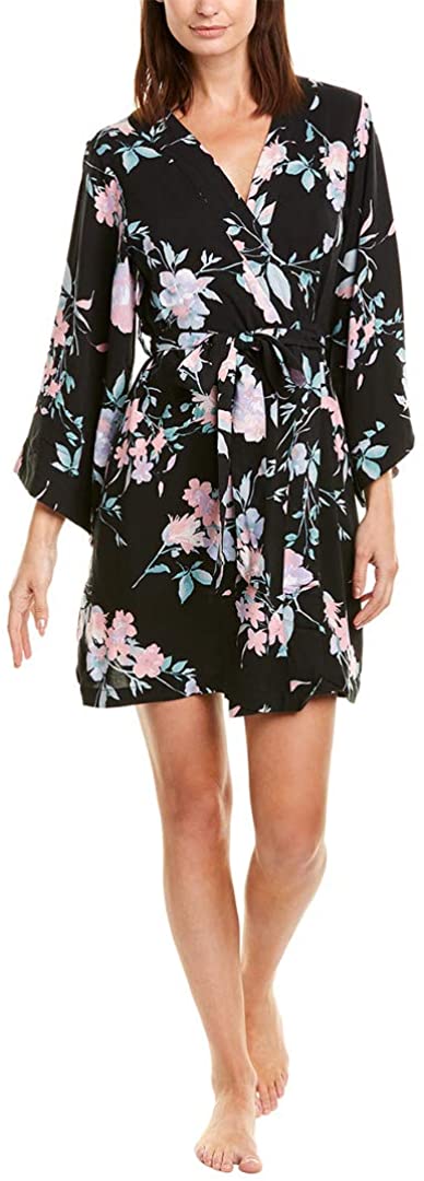 Price:$35.99 Yumi Kim Dream Lover Robe Symphony Black XS at Amazon Women’s Clothing store