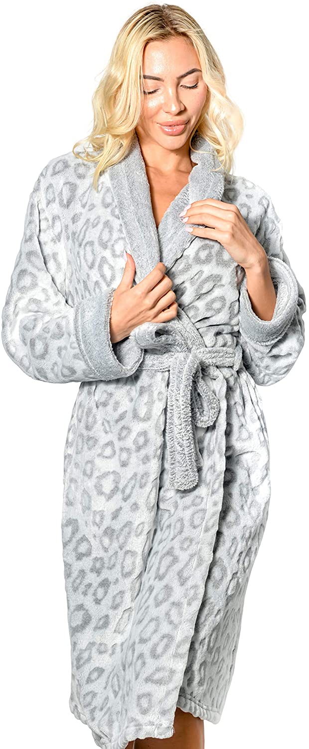 Price:$29.97 Women's Robe Warm Fleece Long Plush Deluxe Soft Textured Loungewear Sleepwear Shawl S-XL at Amazon Women’s Clothing store