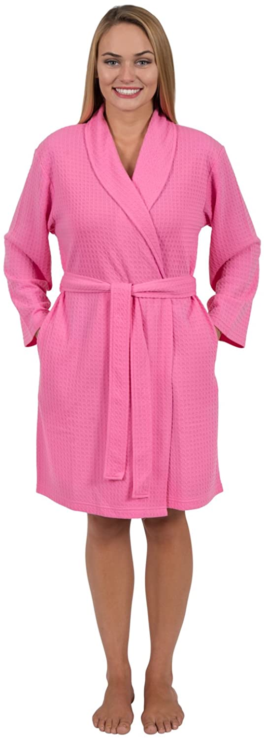 Price:$21.97 Women's Houndstooth Shawl-Collar Short Robe Travel Robe (XLarge, Coral) at Amazon Women’s Clothing store