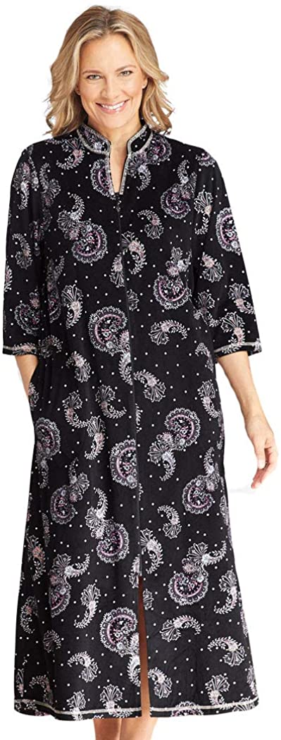 Price:$25.97 AmeriMark Women's Fleece Pattern Zip Robe Knee Length Half Sleeve Length at Amazon Women’s Clothing store
