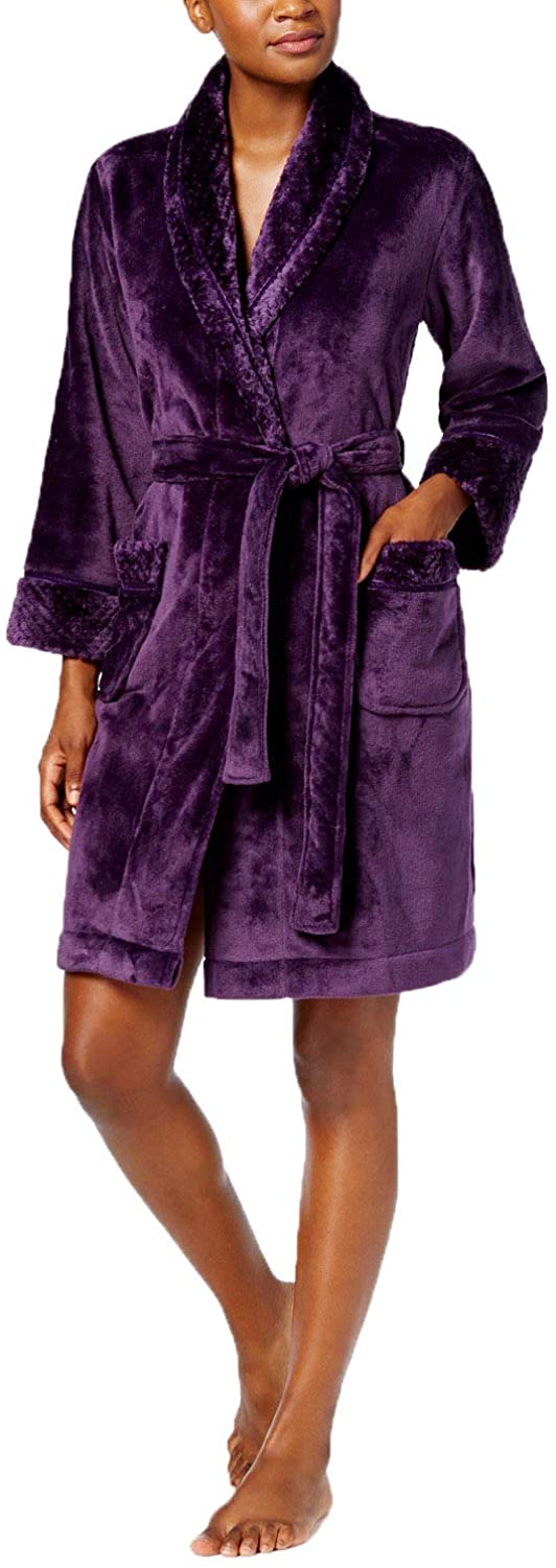 Price:$33.99 Charter Club Womens Short Dimple Contrast Bath Robe at Amazon Women’s Clothing store