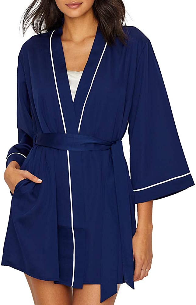Price:$88.59 Kate Spade New York Cat Nap Charmeuse Robe Navy LG-XL (US 10-14) at Amazon Women’s Clothing store