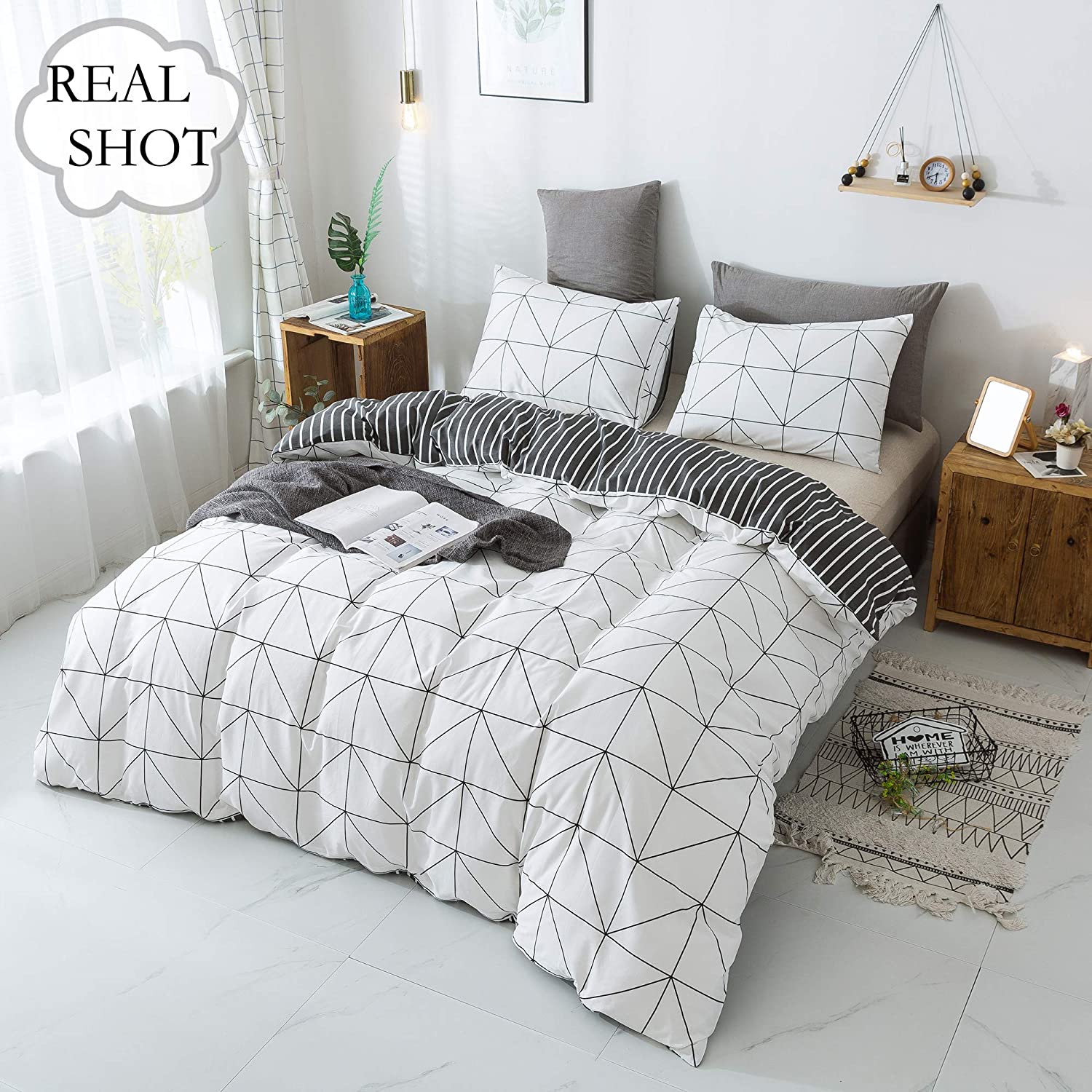 Price:$41.99    Twin Cotton Duvet Cover set Black and White Geometric Chevron Bedding sets with Zipper closure Corner ties Soft Comforter cover for boys girls men and women 3 Piece- (1 Duvet Cover, 2 Pillowcase)  Home & Kitchen