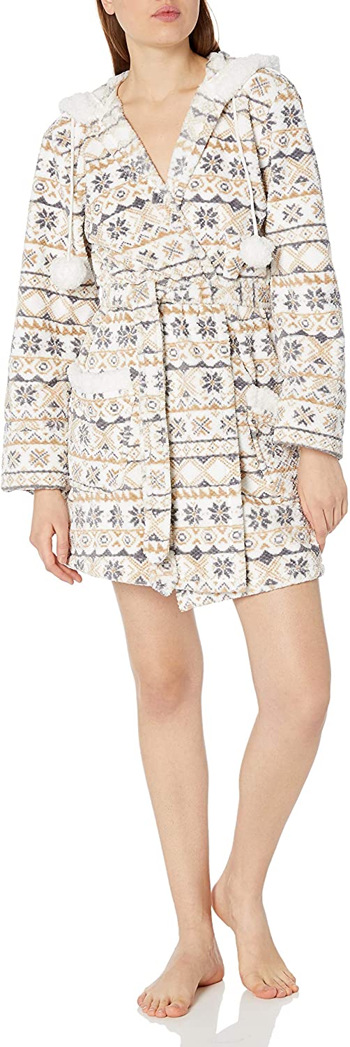 Price:$66.90 PJ Salvage Women's Cozy Plush Bath Robe, Ivory, Large at Amazon Women’s Clothing store