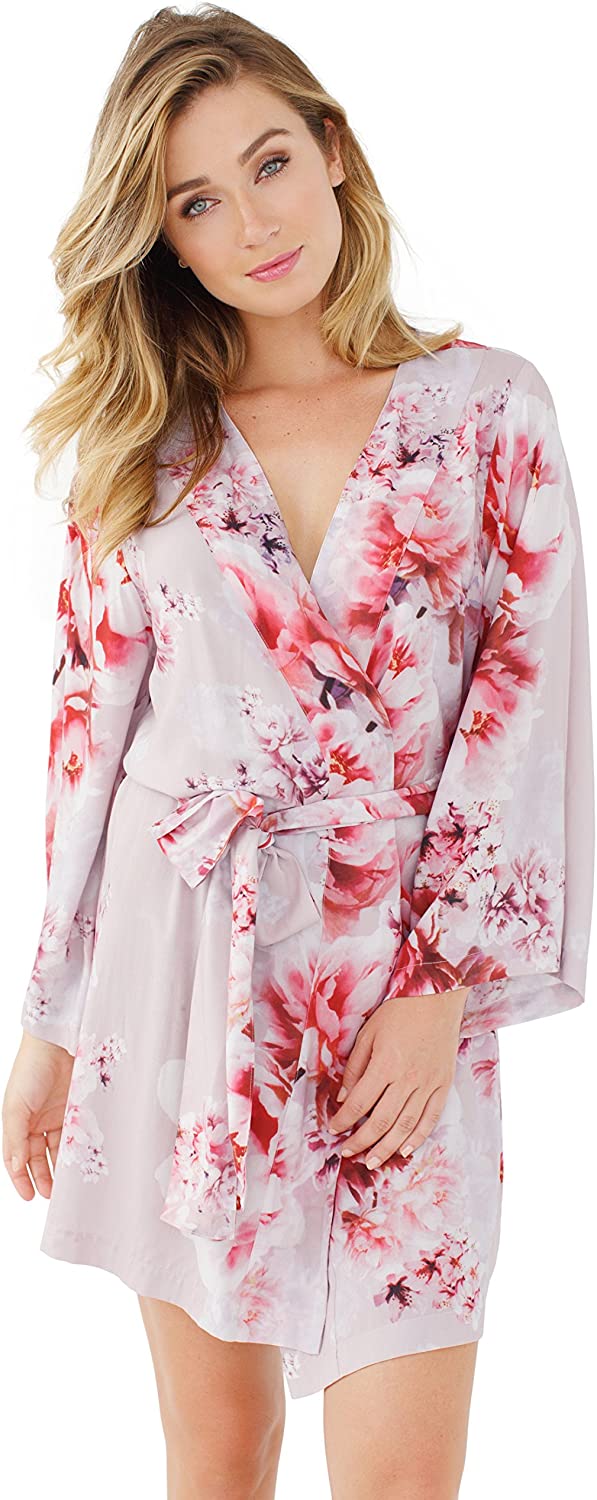 Price:$45.00 PLUM PRETTY SUGAR Knee Lenght Kimono Robe. Fantasma (XL) at Amazon Women’s Clothing store