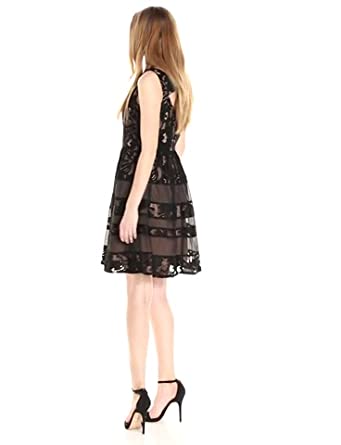 Price:$98.48    Adrianna Papell Women's V-Neck Fit N FLR with Organza Insert Dress  Clothing