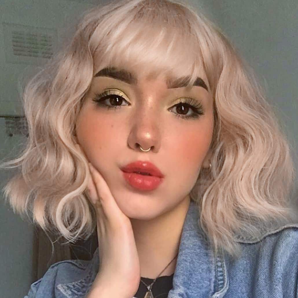 Price:$17.99     Sué Exquisite Wavy Short Bob Wig With Air Bangs Ash Blonde Curly Wigs for Women Synthetic Natural Wavy Shoulder Length Hair Bob Cospaly Wig for Girl (60/30#)   Beauty