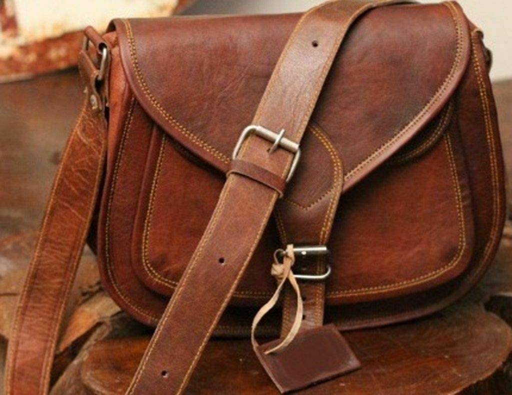 Price:$32.00    9 inch Women Leather Cross-body Shoulder Bag Satchel ladies Purse Genuine Multi Pocket Saddle Vintage Handmade Travel  Clothing