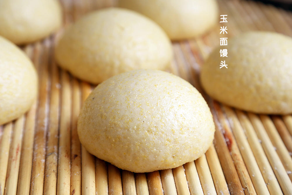 
Nutrient coarse food grain -- the practice of corn face steamed bread