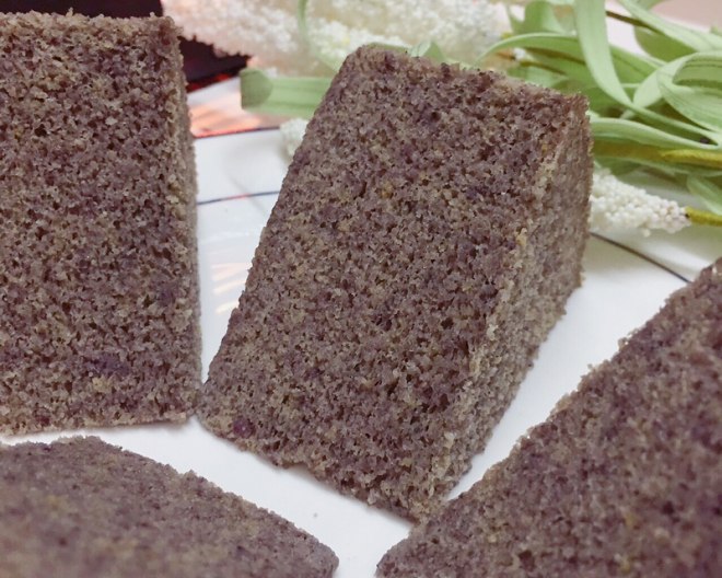 黒米のケーキが蒸発する（小麦と米以外の食品粒の蒸発のケーキ）実践