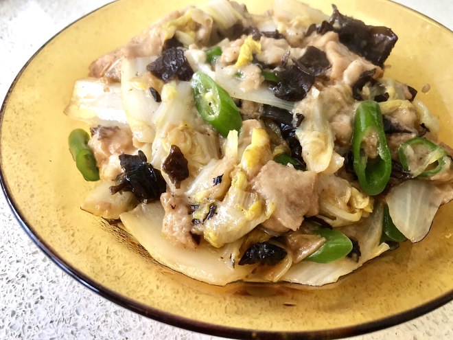 いくつかのホットスパイス植物のいずれかのラインの白菜は、グルテンの練習、おいしい方法
