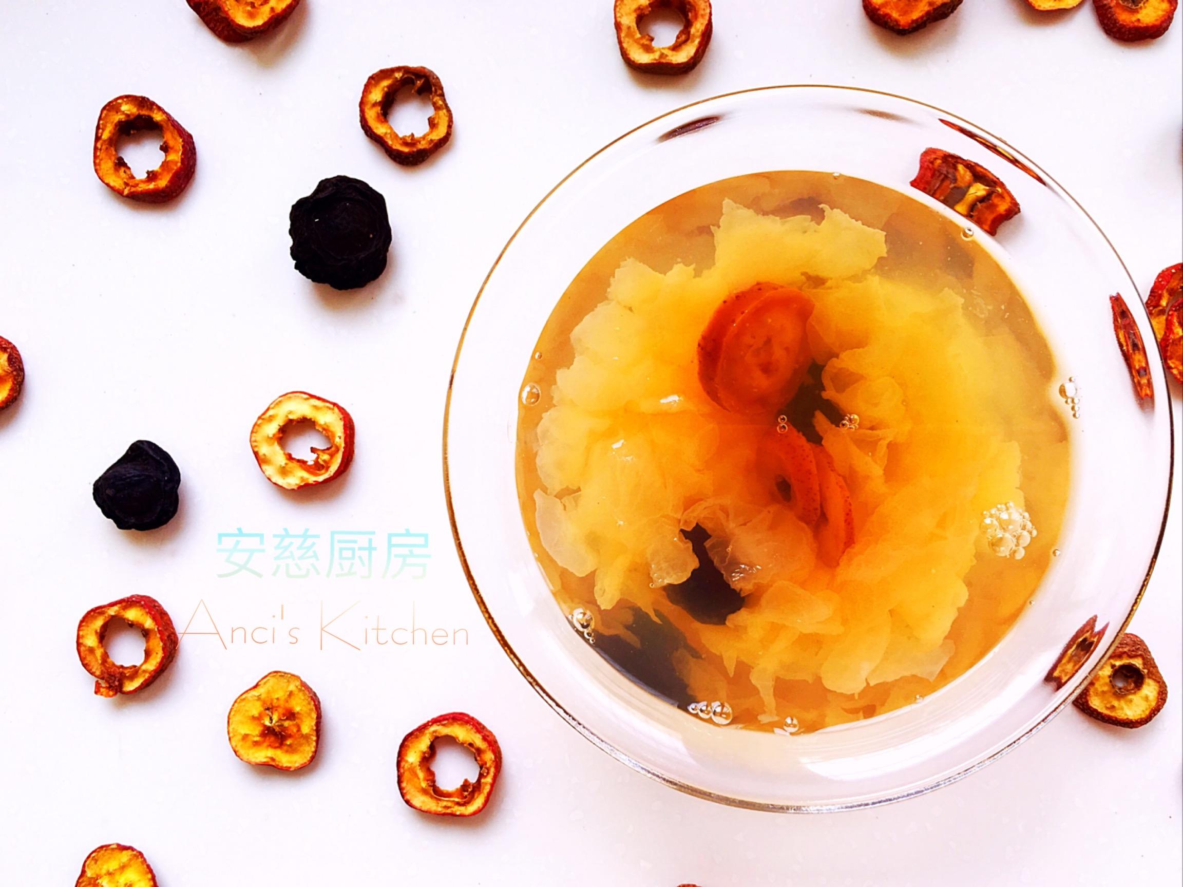 
A thick soup of tremella of hawkthorn smoked plum (add video cookbook) measure of practice of practice video _