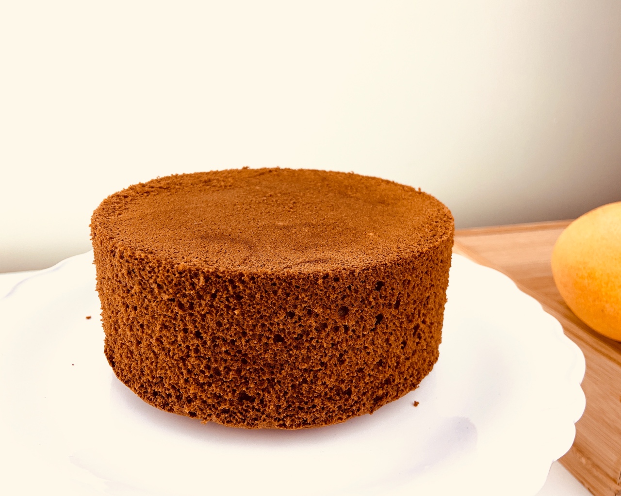初心者の方でもきっと消える泡チョコのスポンジのケーキではありません(飛んで美味しいフィギュアを使っています)練習