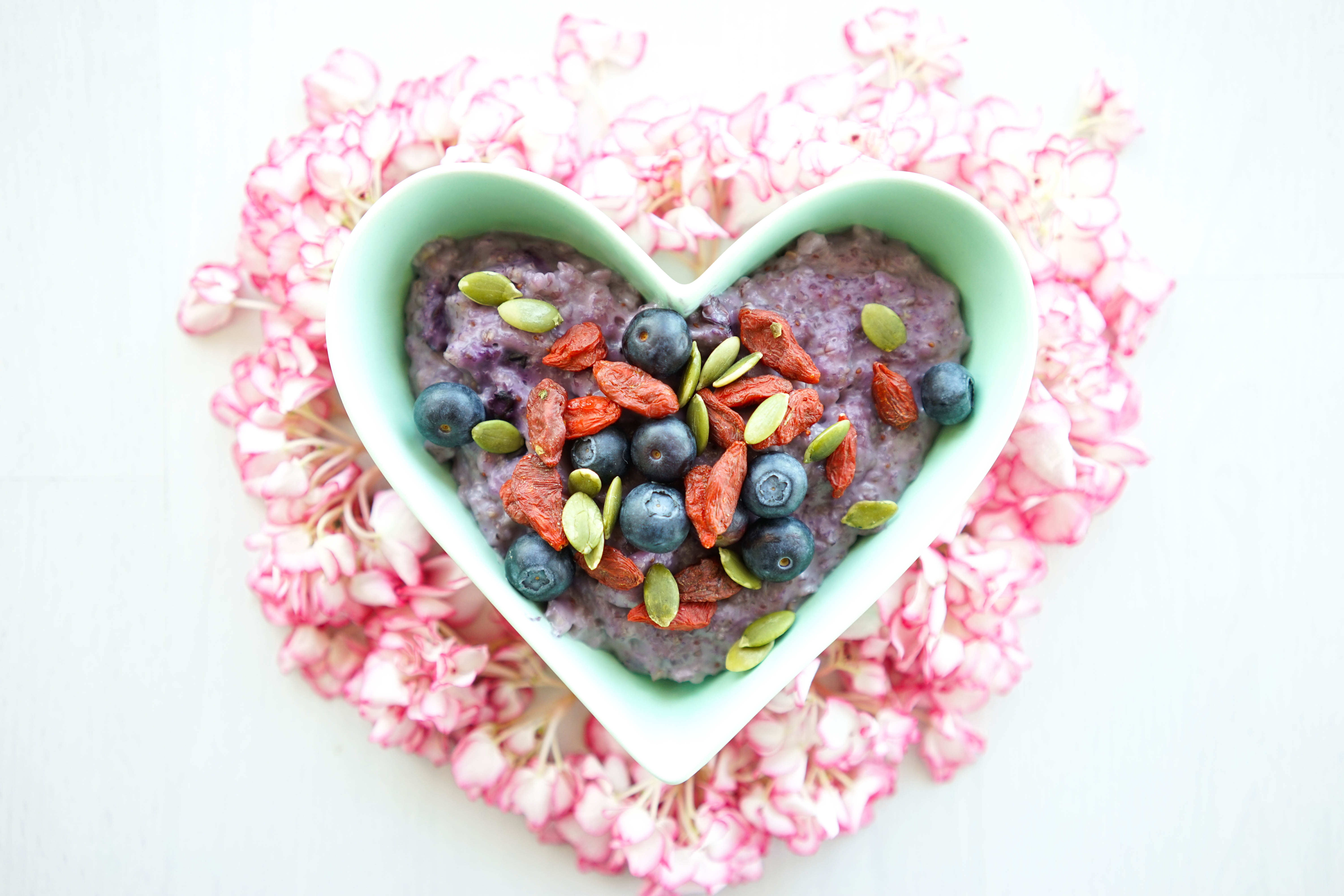 
The practice of blue berry violet porridge, how to do delicious
