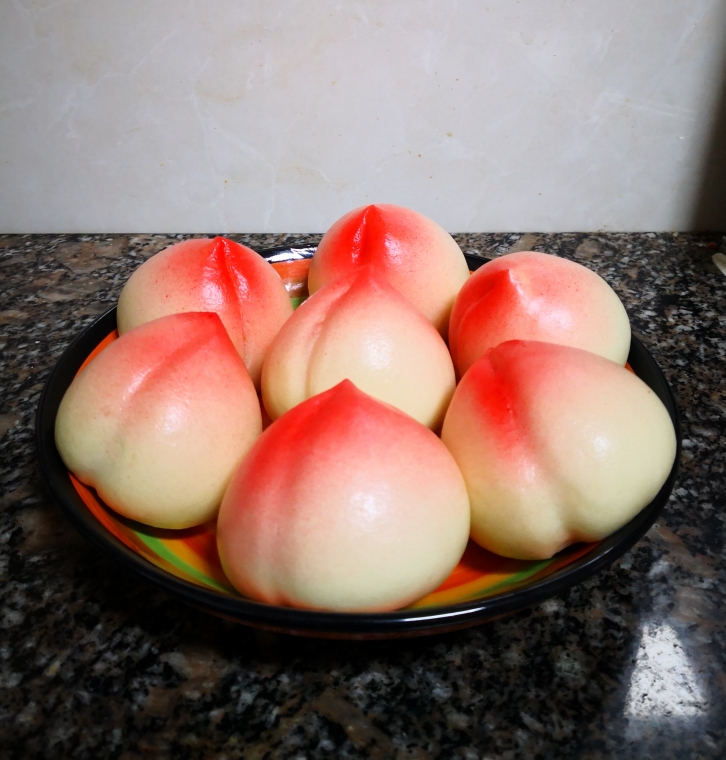 
The practice of peaches offered as a birthday present, how is peaches offered as a birthday present done delicious