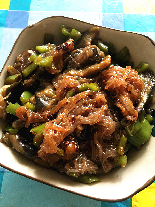 
Aubergine vermicelli made from bean starch (Bao) practice, how to do delicious