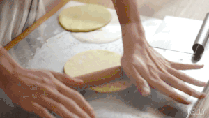Crisp pie of the simple and easy apple that do not have candy / the practice measure of video of A pig bake 17