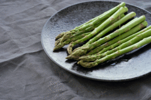 The practice step that spring takes ｜ to bake flavour of asparagus assist green lemon to add sauce surely 2