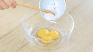 The practice measure of cake of double lubricious omelette 2