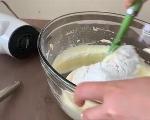 シリーズ初心者は、スポンジの消えたバブルチョコレートのケーキではないことを確認します 図)練習方法9
