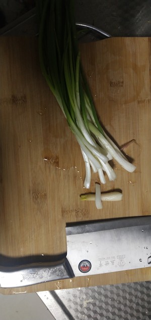 Green is oily (noodles served with soy sauce is used) practice measure 1