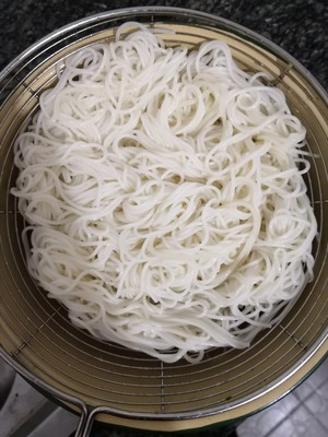 The practice measure of daily chow mien 4