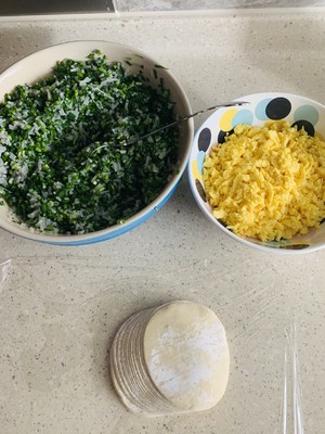 練習対策 浅い油で揚げた小さな原油の蒸し詰めパン1 