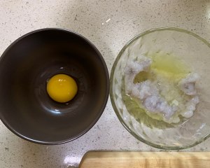 Darling 10 months complementary feed: The practice measure of the cake of evaporate of shelled fresh shrimps that mom feels delicious 1