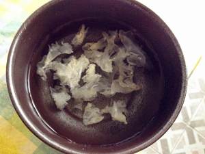 [the handleless cup that stew] the practice measure of a thick soup of lotus seed of rock candy tremella 1