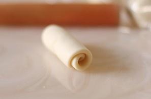 The practice measure with crisp mouth of shredded coconut stuffing 5