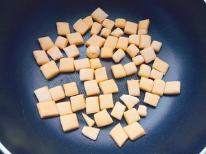 蒸発するカボチャの小さな蒸しパン7