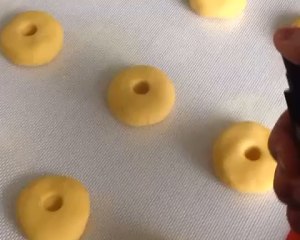 The practice measure with crisp peach 13