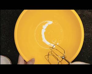 The practice measure of cake of polished glutinous rice of blue berry Hei Bulin 2