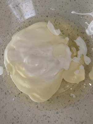 The practice measure of small cake of yoghurt paper cup 2