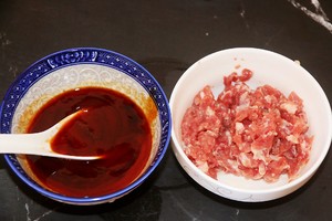 Italy of tomato of shelled fresh shrimps the practice measure of the face 1