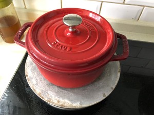 One person portion is cast-iron the practice measure of meal of rice of boiler edition soft glutinous 2