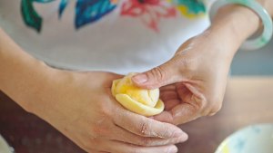 Yellow moon cake of grandma drifting a heart (without Ji Shifen / change syrup version) [graceful feed rude language] practice measure 19