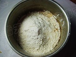 The practice measure of brown sugar steamed bread 2