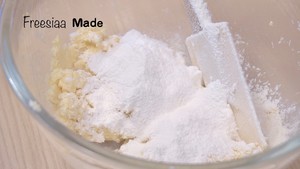 [video] shredded coconut stuffing is small short ball (use up yoke) the practice measure of childhood cate 6