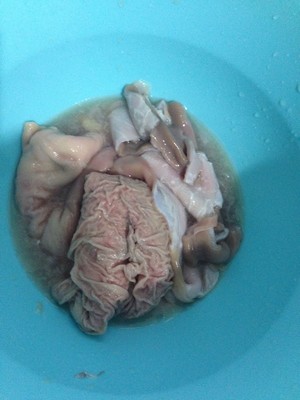 The practice measure of soup of cuttlefish pig abdomen 1