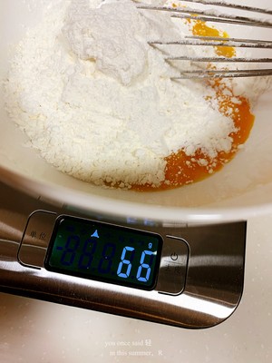 Make an apple cake, take a hospital. Perhaps can let other person laugh again. Need not listen to them to say a thank, but can know they are not hungry also. practice measure 2