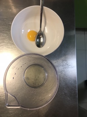 The practice measure of cake of yoghurt of Buddha department bake 2