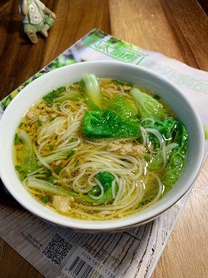 The practice measure of face of clear soup of a bowl of quick worker 10