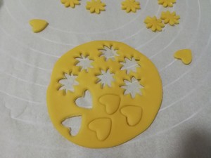 The practice measure of wool caterpillar steamed bread 9